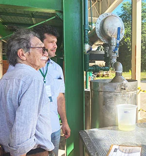 Lauro Barata, Professor in the Natural Products Chemistry Laboratory at the State University of Campinas (Unicamp).